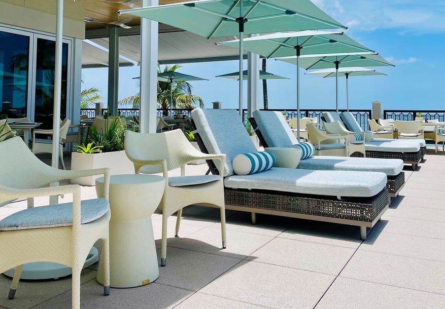 Pool Lounge 2 cropped