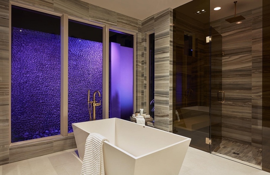 Capriano_MED_LUC7_Master-Bath-2-1